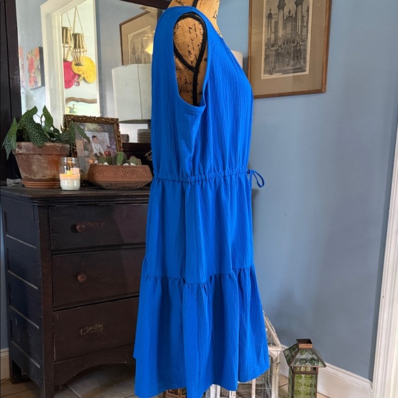 Calvin Klein Sleeveless Tiered Dress in Capri Blue Size 16 - Picture 8 of 13